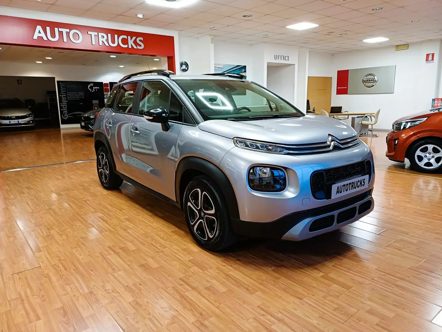 Citroen C3 C3 Aircross 1.5 bluehdi Shine s Silber - 2