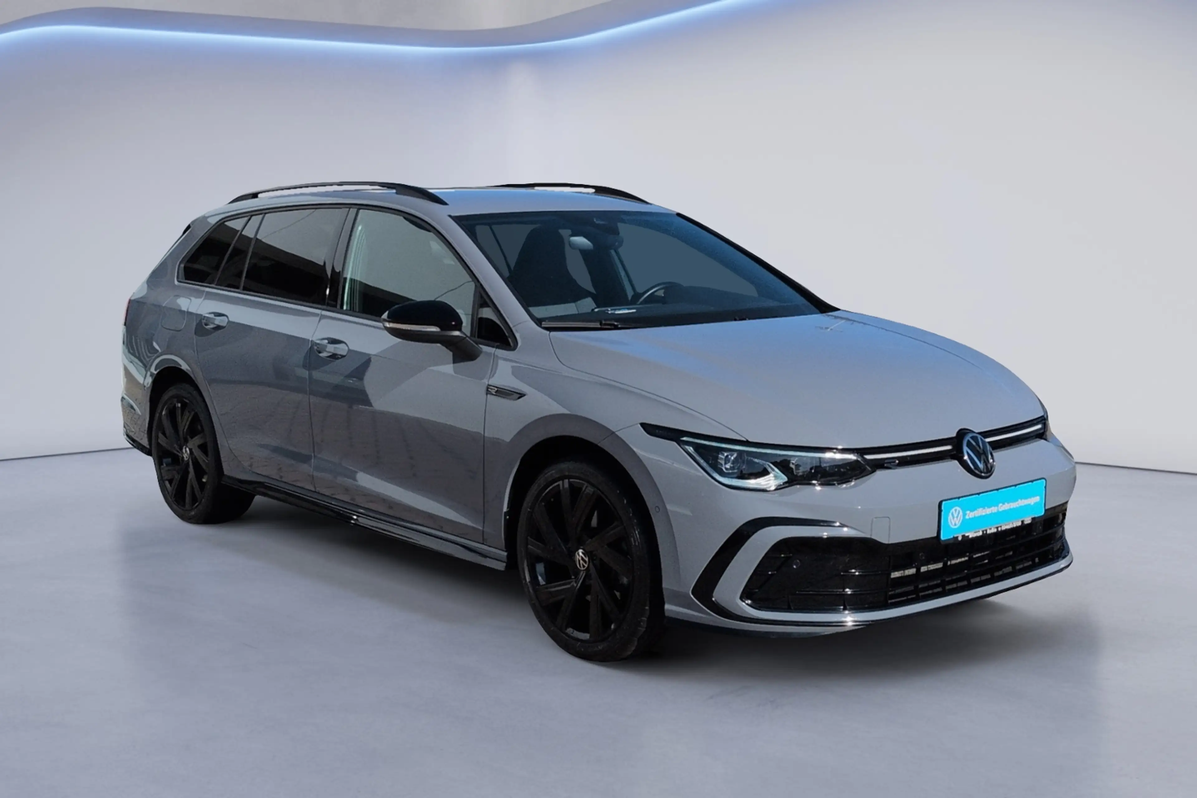 Volkswagen Golf Variant VIII Variant 2.0 TSI DSG R-Line STHZ+AHK+ — photo 7
