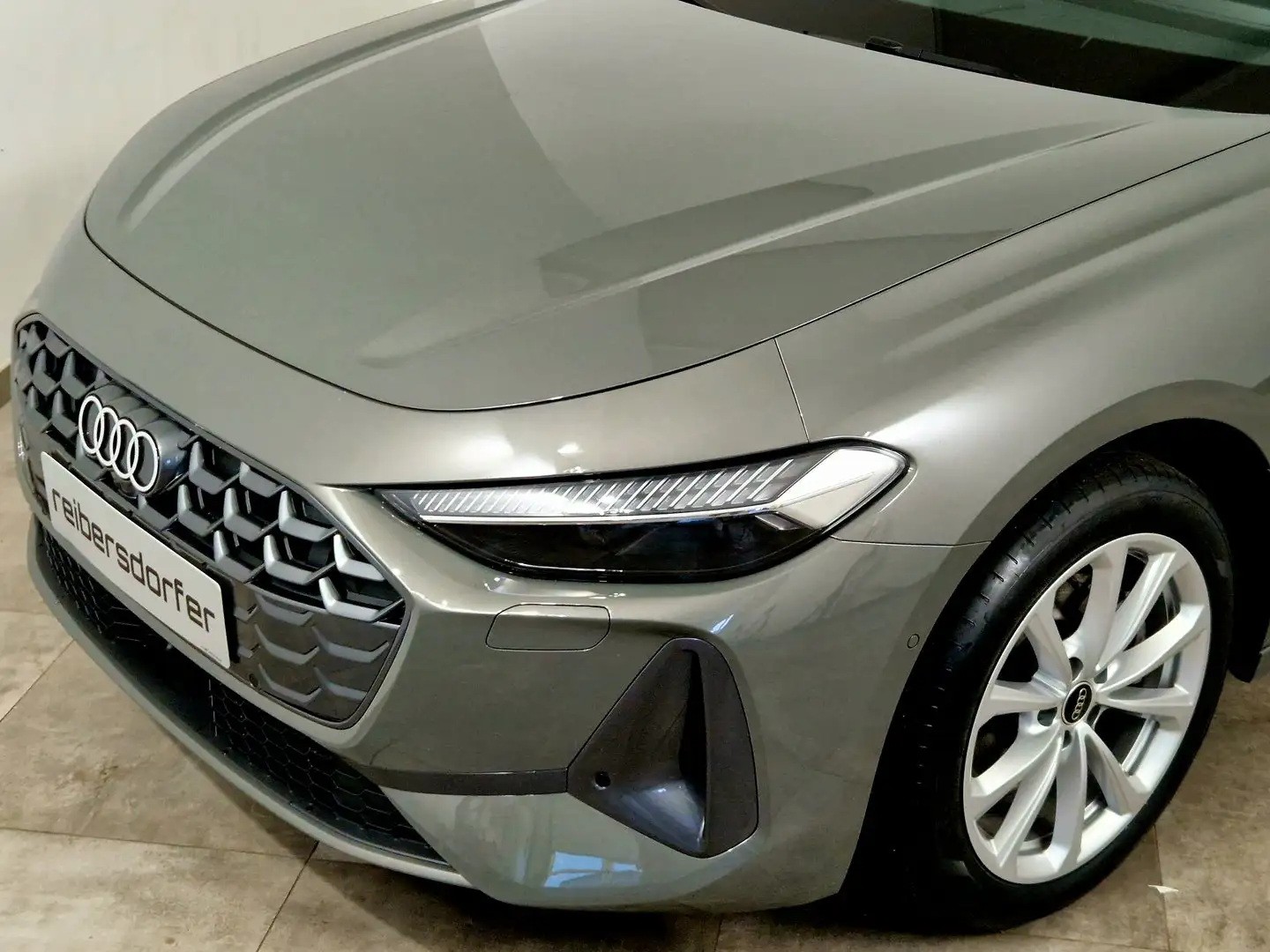 Audi A5 Limousine TFSI Gris - 2