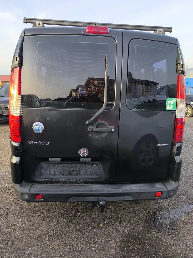 Fiat Doblo 1.9 8V Multijet Dynamic (88kW) Schwarz - 2