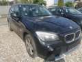 BMW X1 xDrive 18 d Schwarz - thumbnail 3