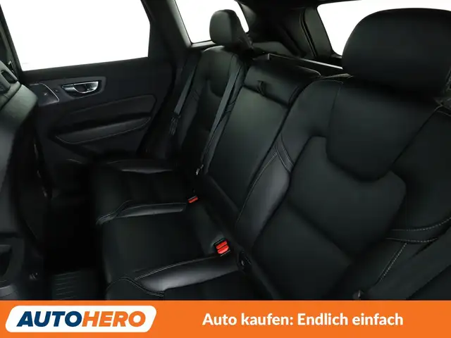 Volvo XC60 view 14