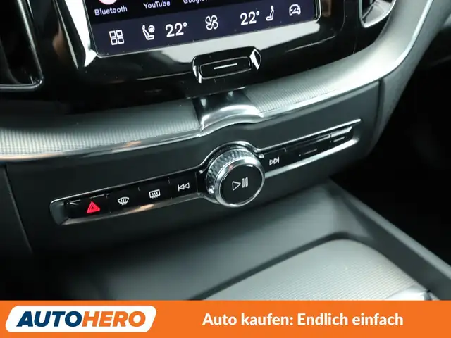 Volvo XC60 view 22