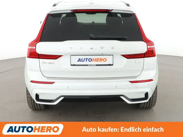 Volvo XC60 view 5