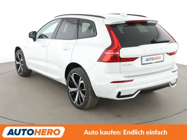 Volvo XC60 view 4