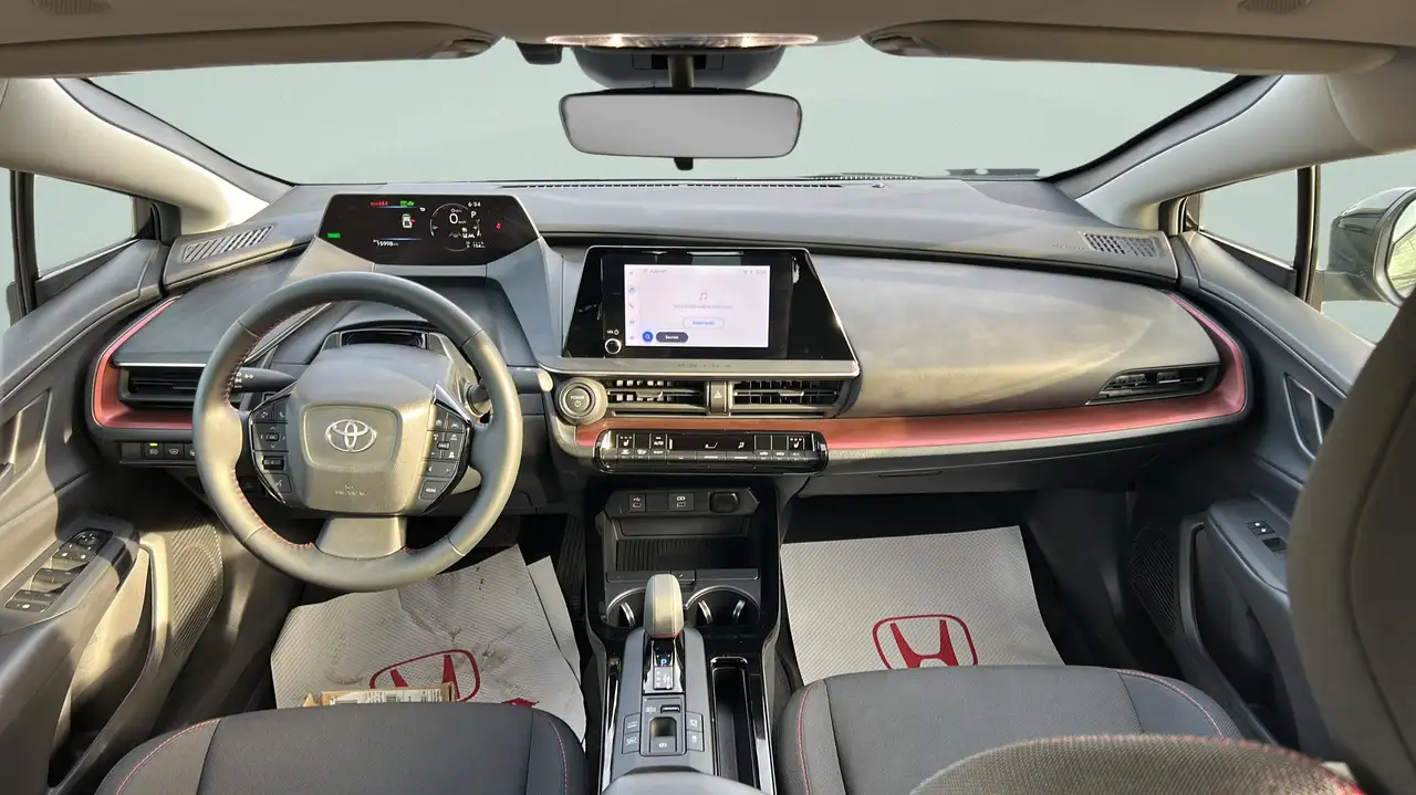 Toyota Prius снимка Toyota Prius