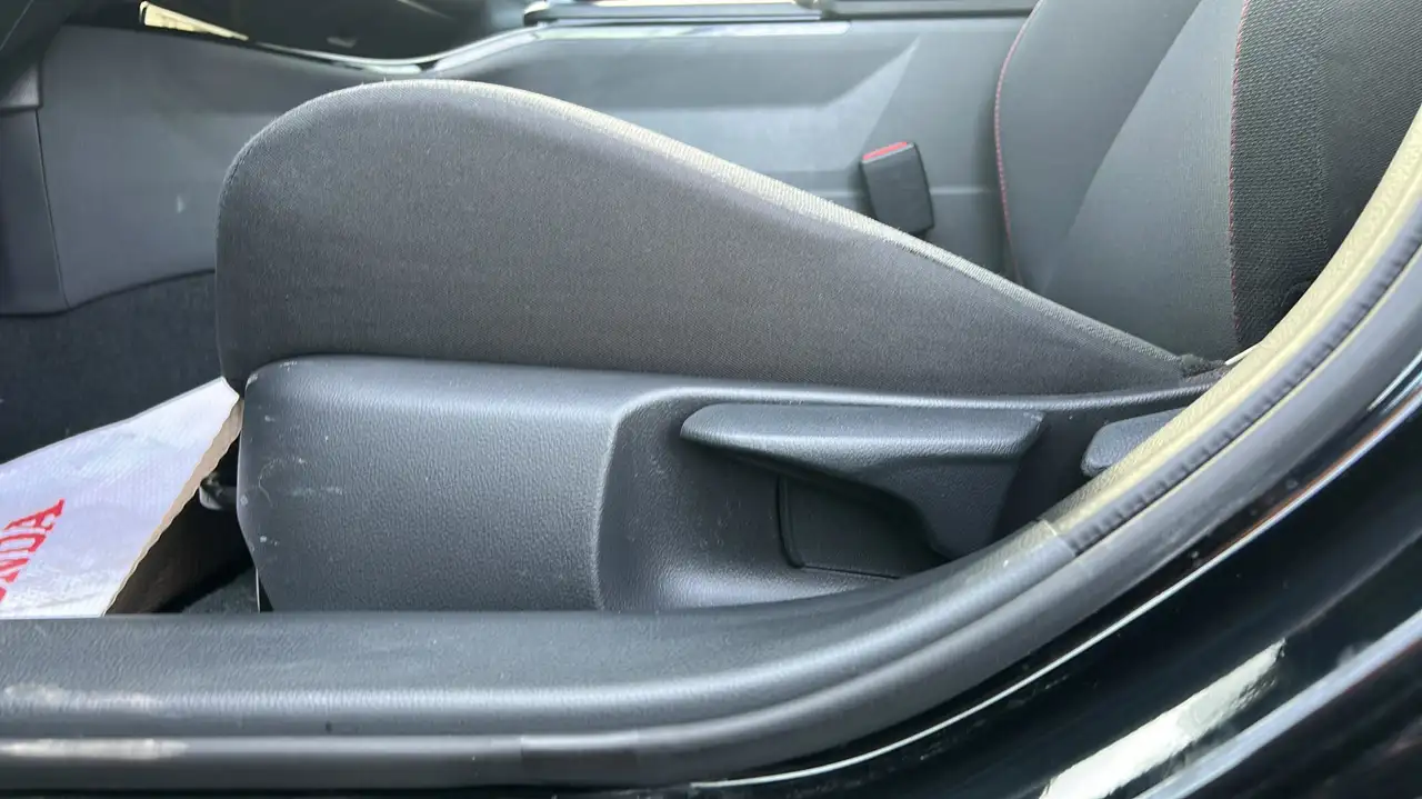 Toyota Prius снимка Toyota Prius