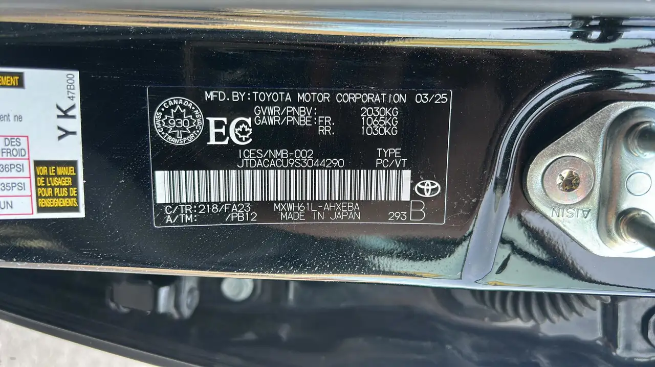 Toyota Prius снимка Toyota Prius