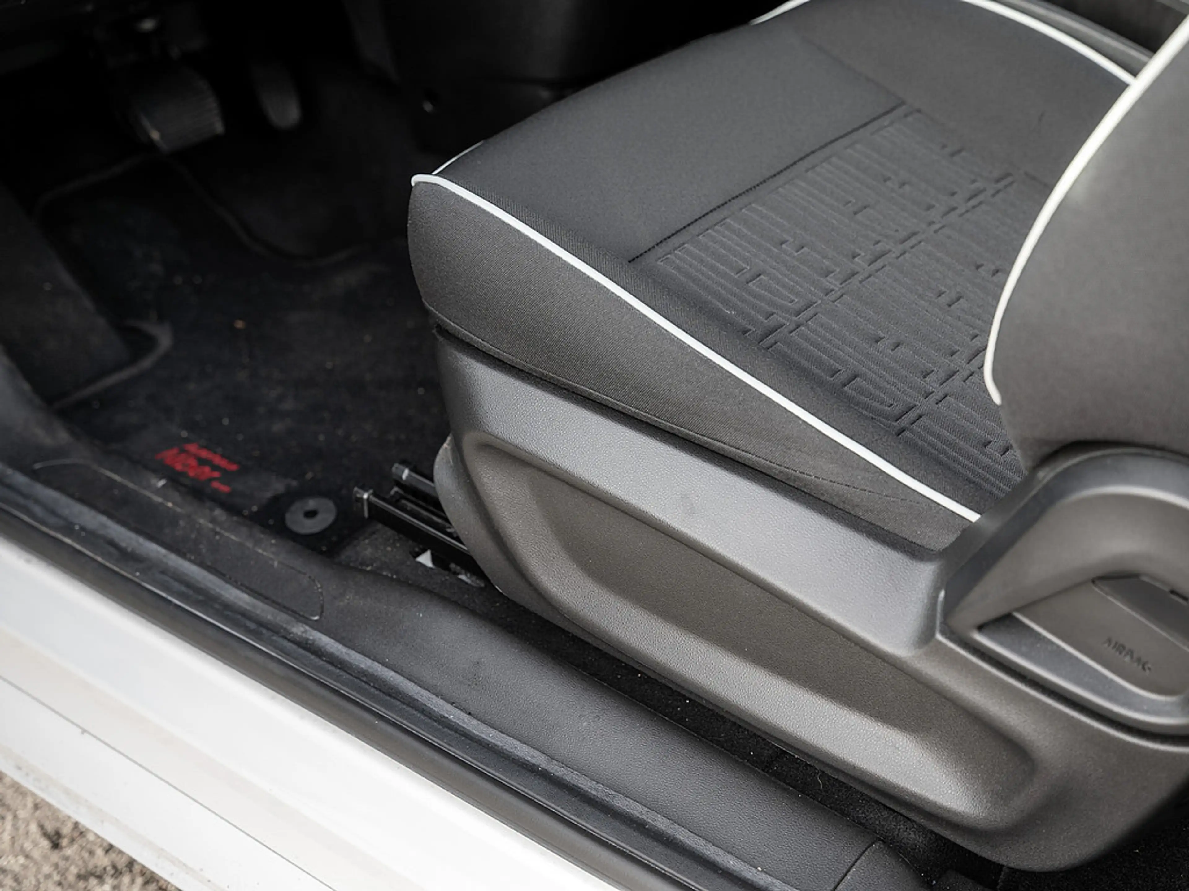 Fiat 500e Base 42kWh - CarPlay, Klimaautomatik, uv — photo 15