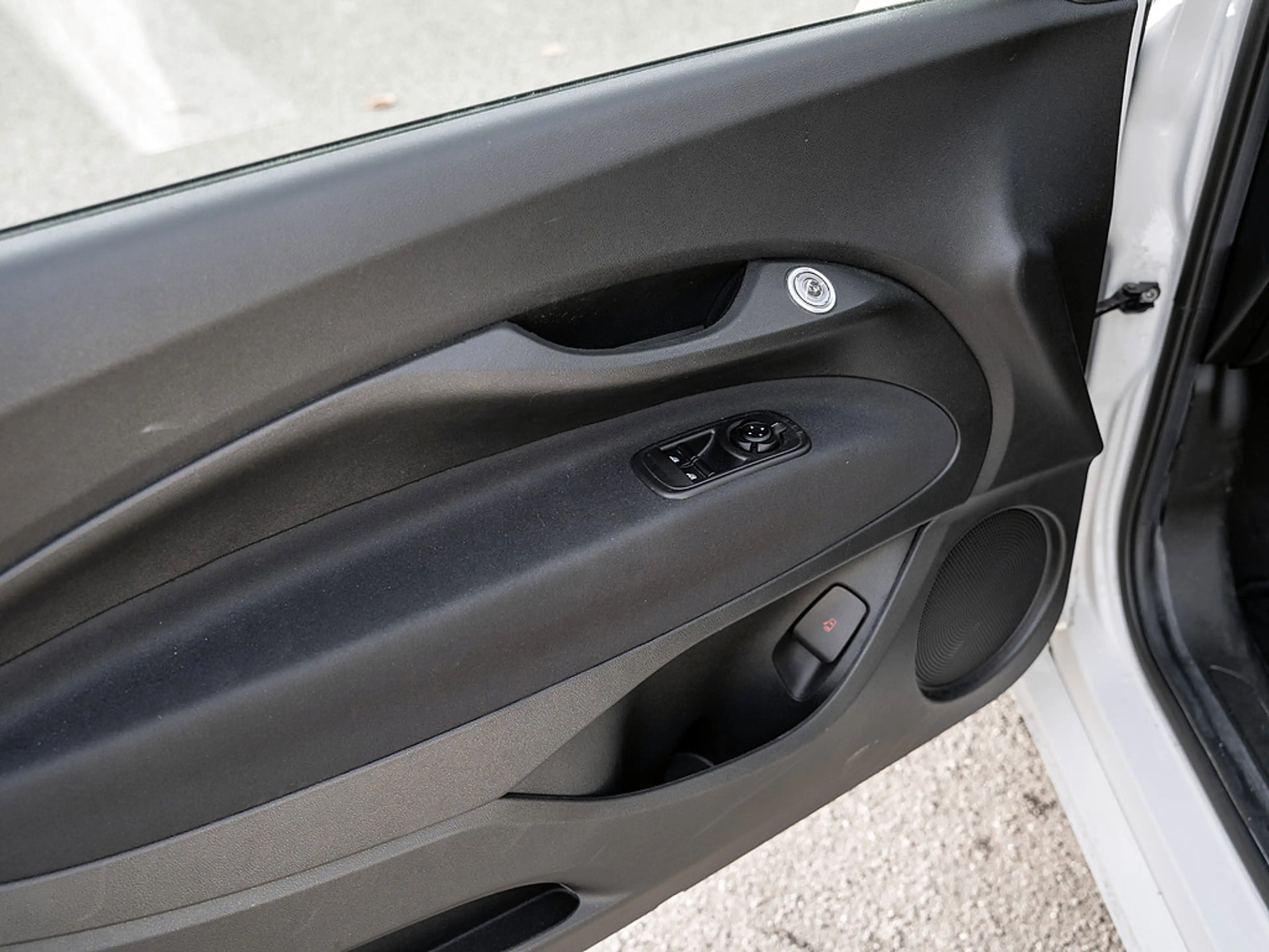 Fiat 500e Base 42kWh - CarPlay, Klimaautomatik, uv — photo 14