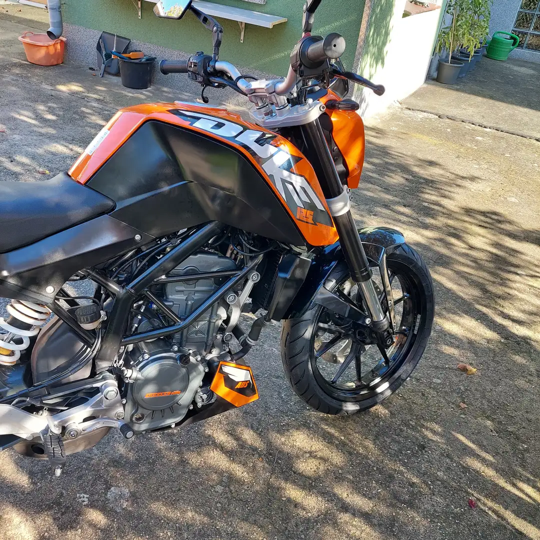 KTM 125 Duke Orange - 2