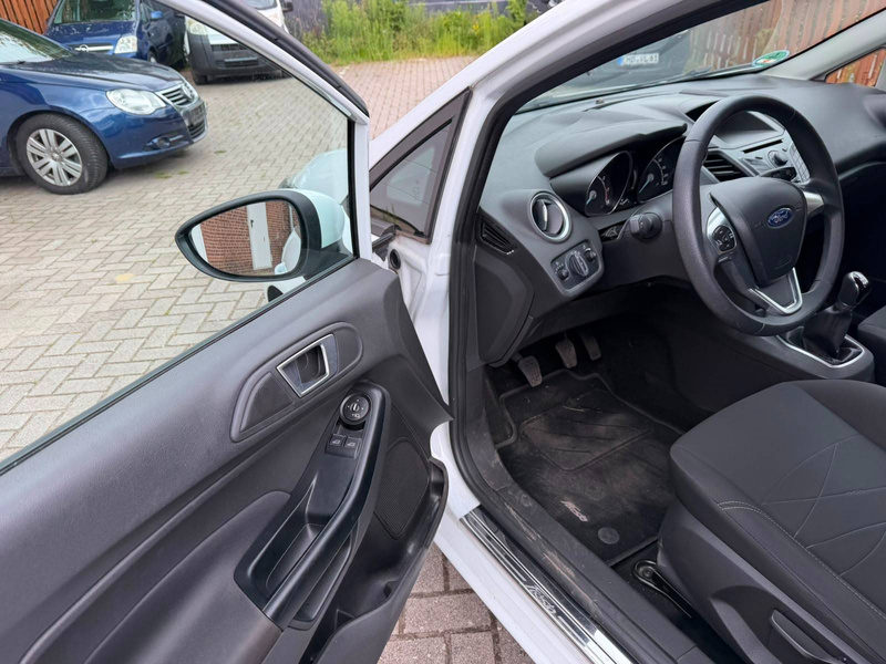 Ford Fiesta Sync Edition Tüv Neu Zahnriemen Neu — photo 12
