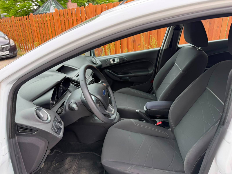 Ford Fiesta Sync Edition Tüv Neu Zahnriemen Neu — photo 13