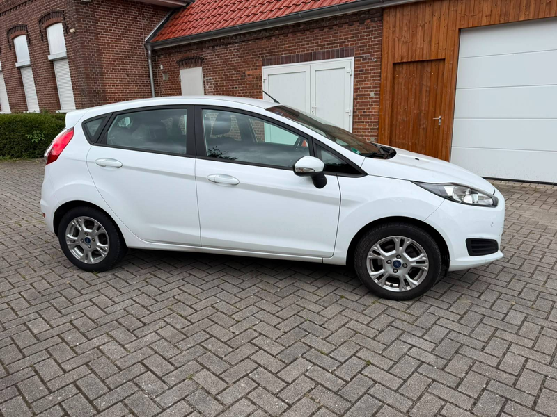 Ford Fiesta Sync Edition Tüv Neu Zahnriemen Neu — photo 9