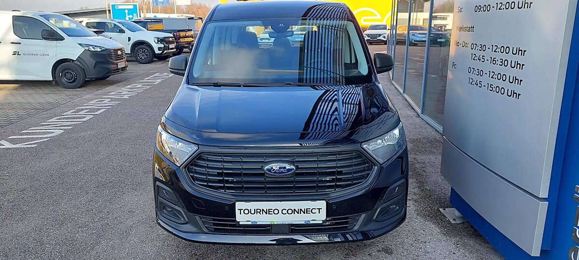 Ford Tourneo Connect 1,5 EcoBoost L1 Trend Schwarz - 2
