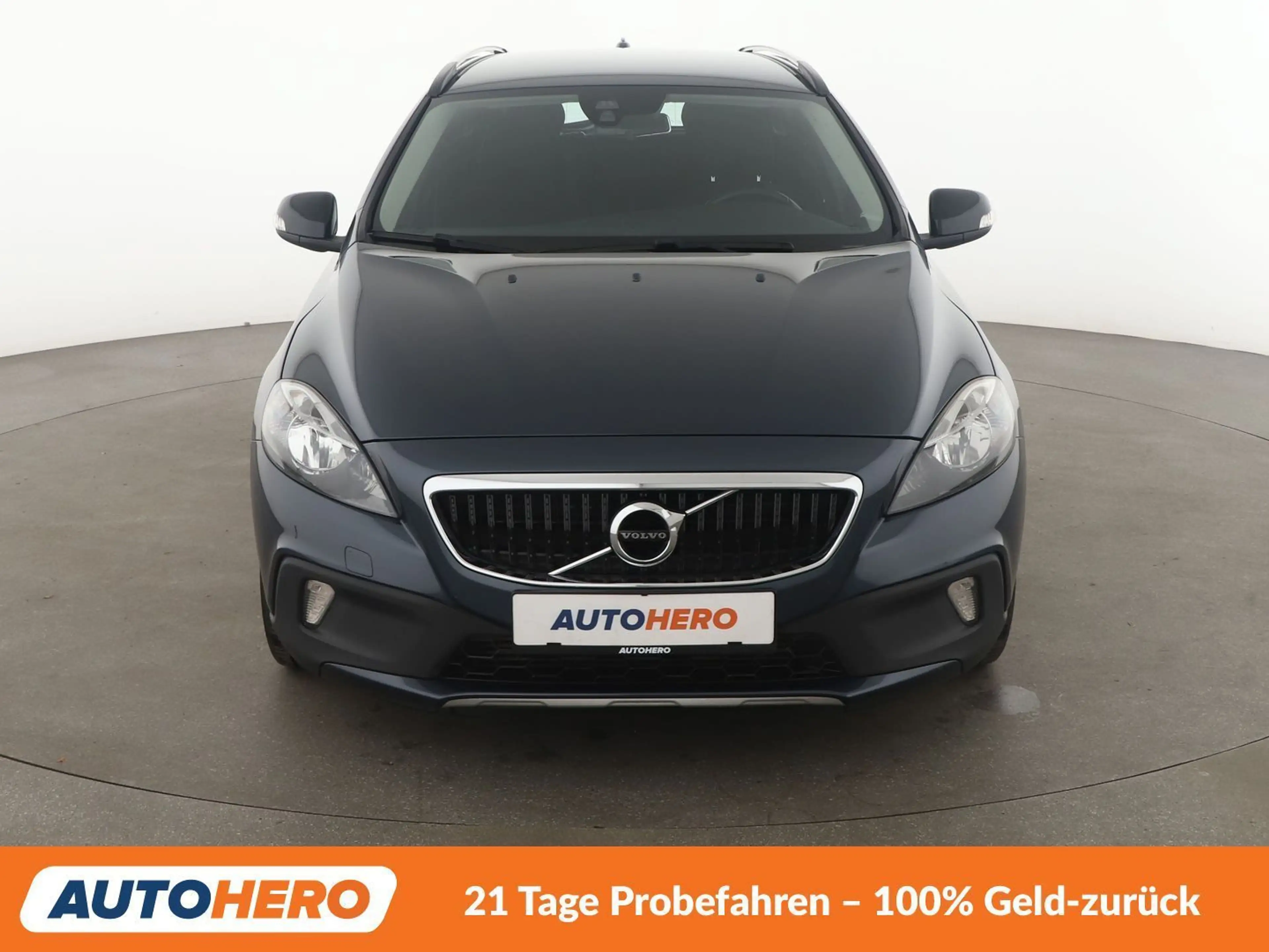 Volvo V40 Cross Country 2.0 T3*TEMPO*LIMITER*PDC — photo 9