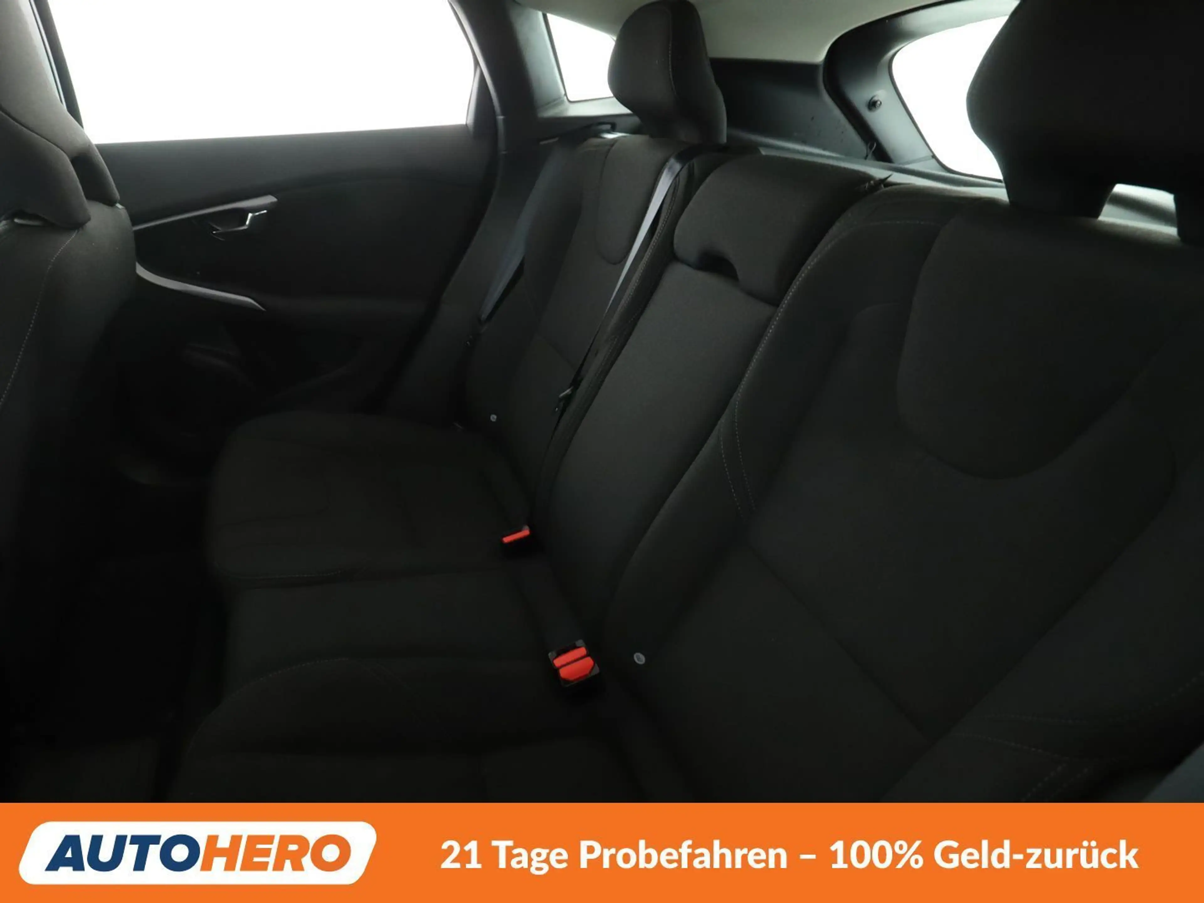 Volvo V40 Cross Country 2.0 T3*TEMPO*LIMITER*PDC — photo 14