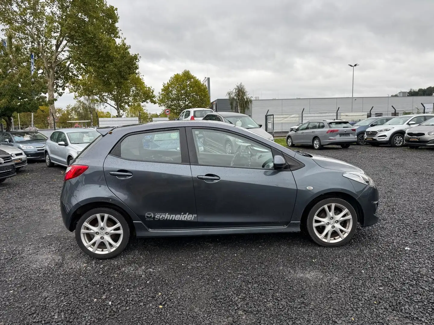 Mazda 2 Lim. 1.5 Impression Grau - 2