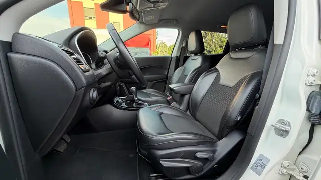 Jeep Compass view 10