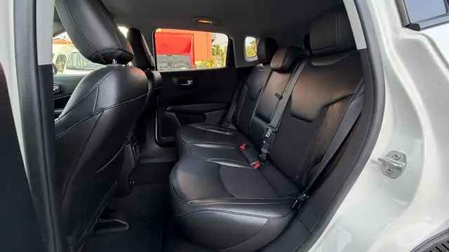 Jeep Compass view 11