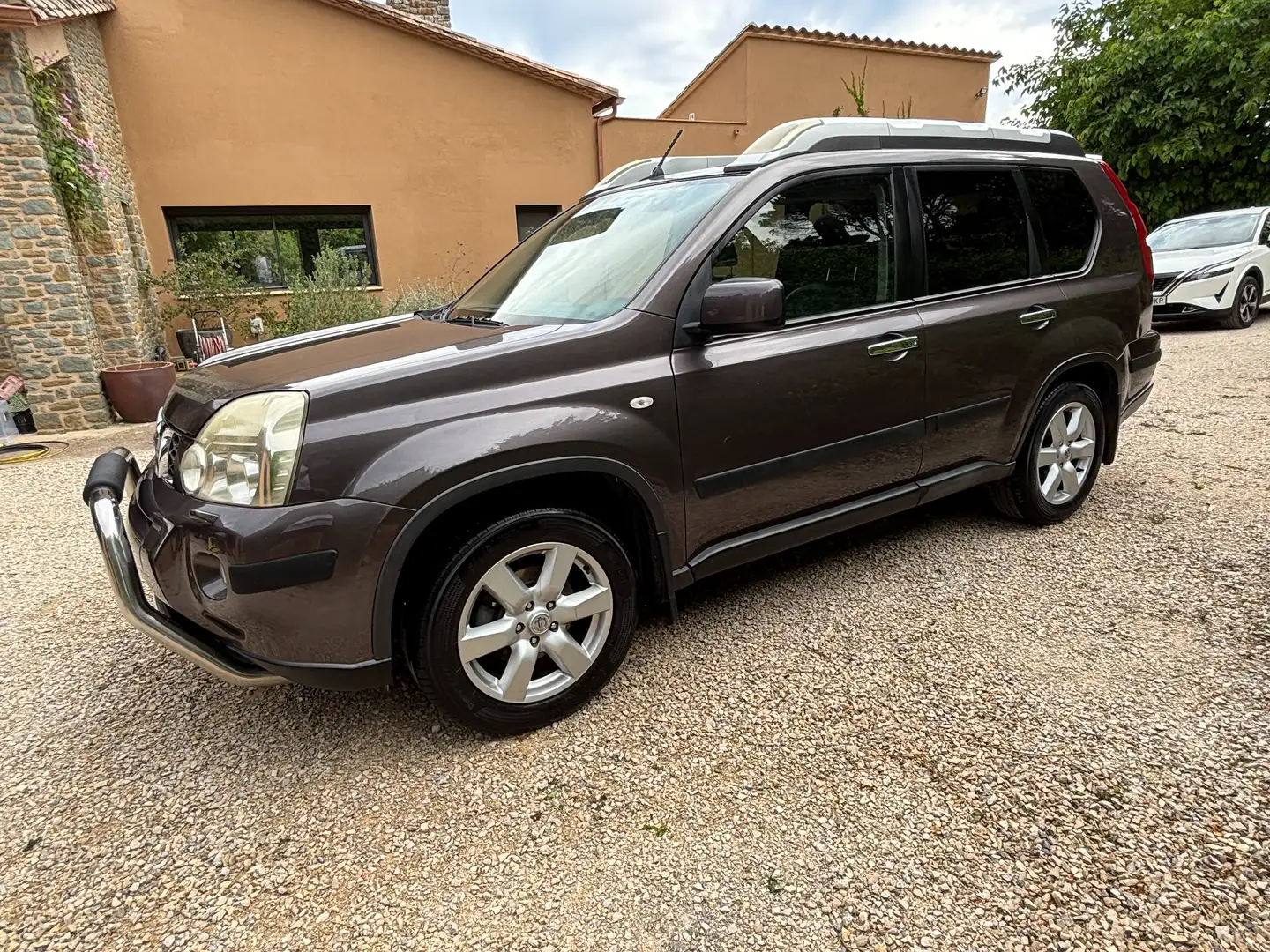 Nissan X-Trail X-Trail 2.0dCi LE 173 LE Marrón - 1