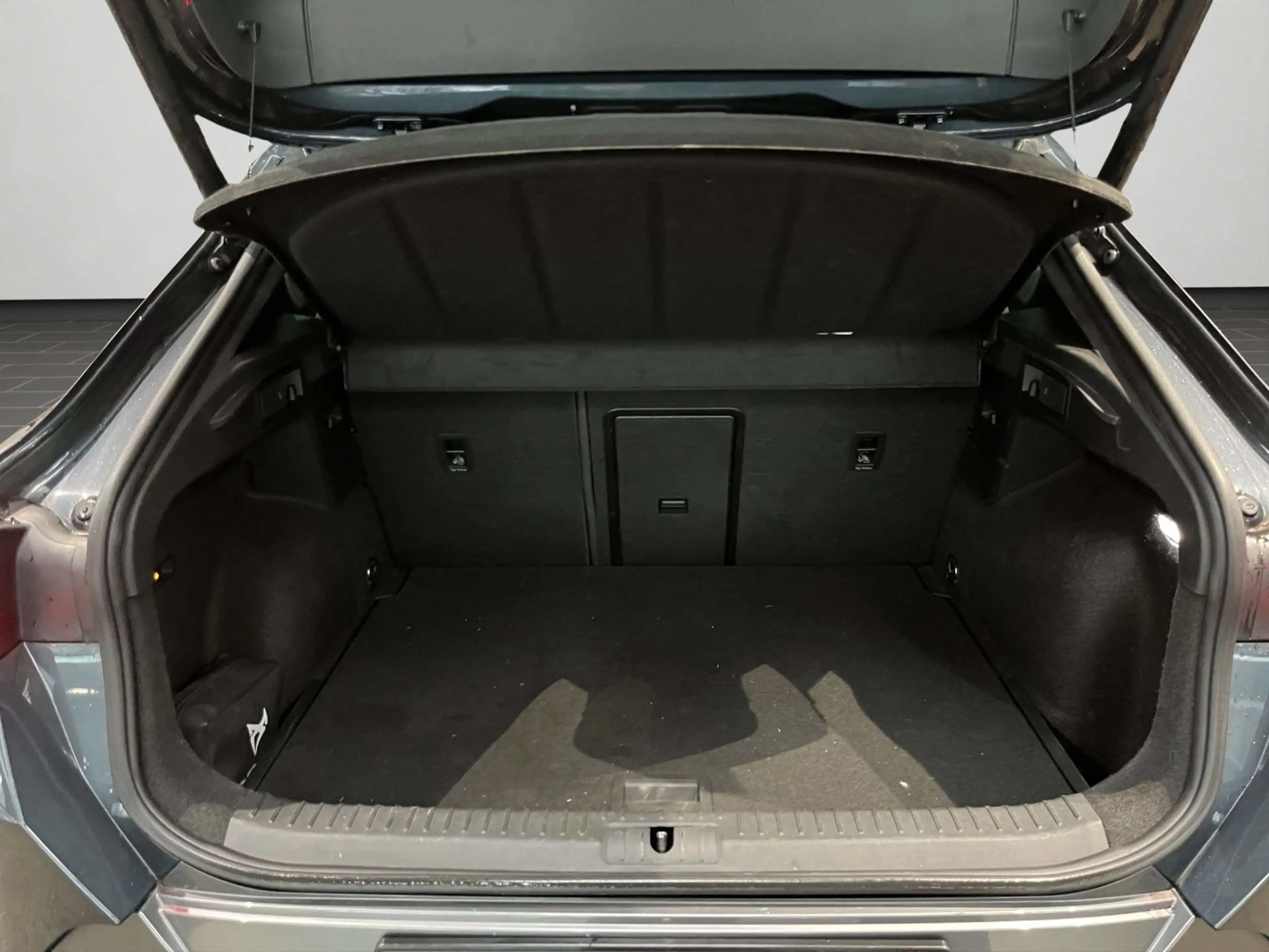 CUPRA Formentor VZ 2.0 TSI — photo 15