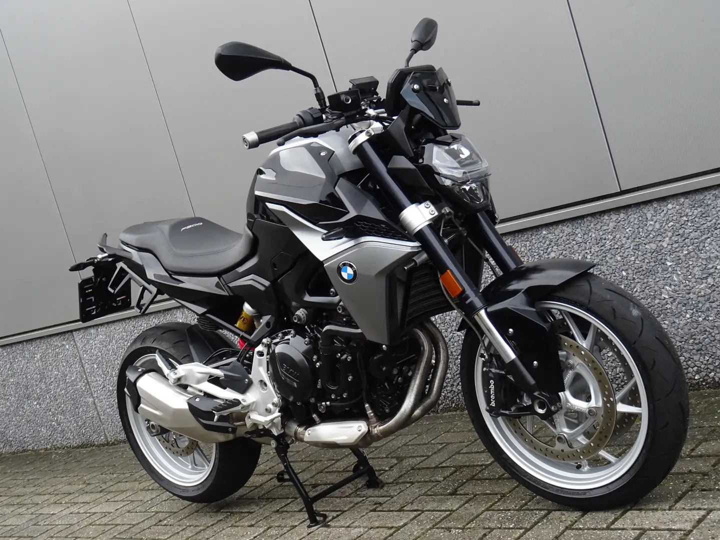 BMW F 900 R ABS Zwart - 2