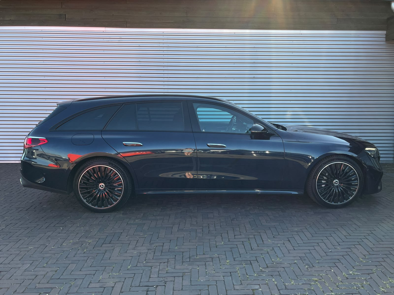 Mercedes-Benz E 300 Estate e Exclusive Line — photo 7