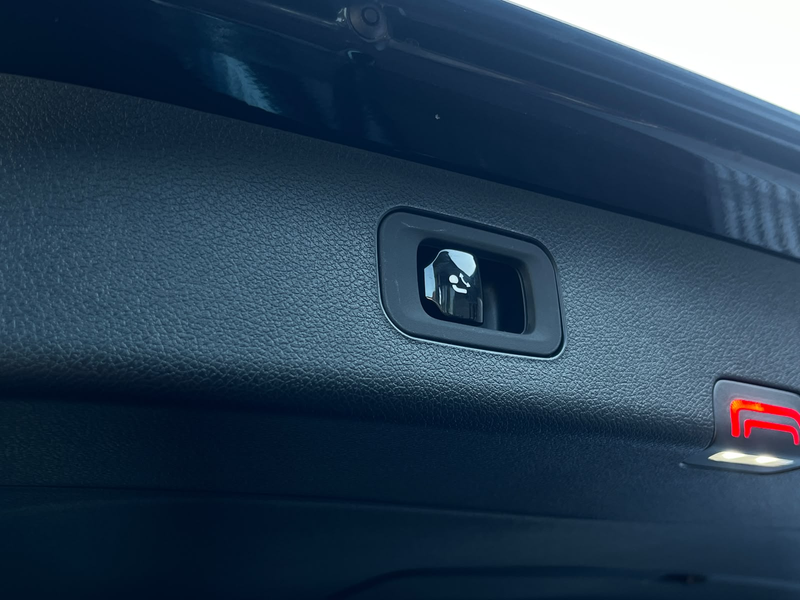 Mercedes-Benz E 300 Estate e Exclusive Line — photo 15