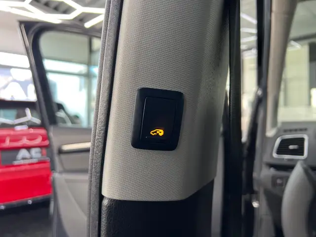 SEAT Alhambra view 16