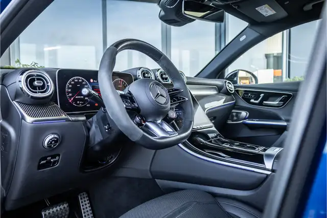 Mercedes-Benz GLC view 8