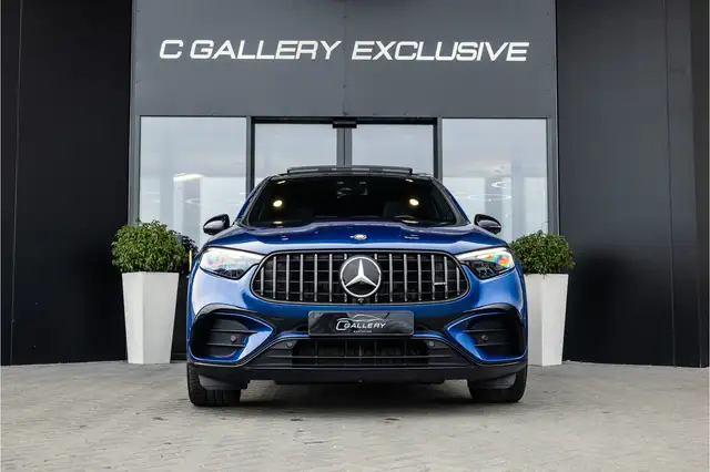 Mercedes-Benz GLC view 2