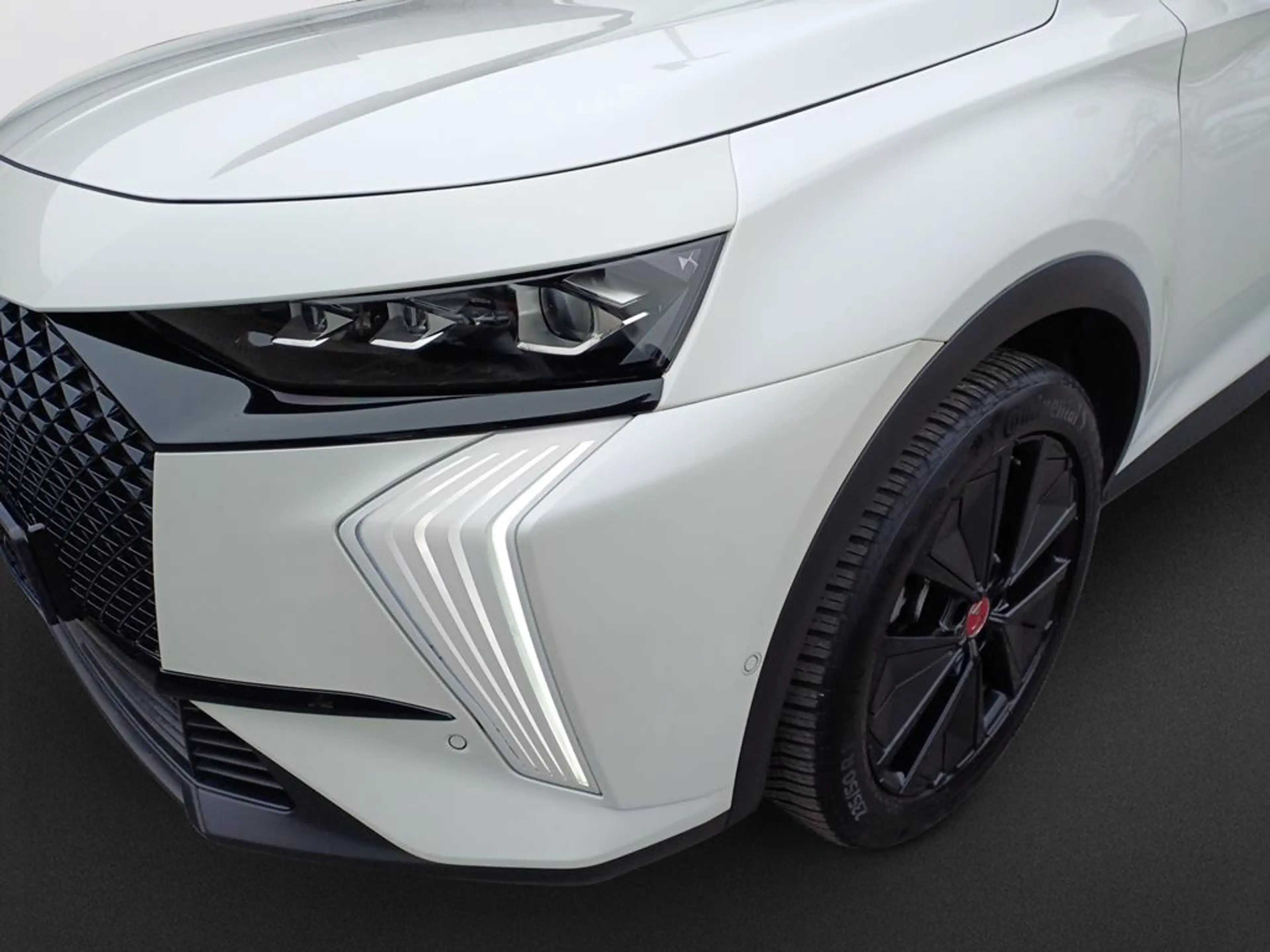 DS Automobiles DS 7 Crossback DS 7 PERFORMANCE LINE + BlueHDi 130 EAT8 — photo 8