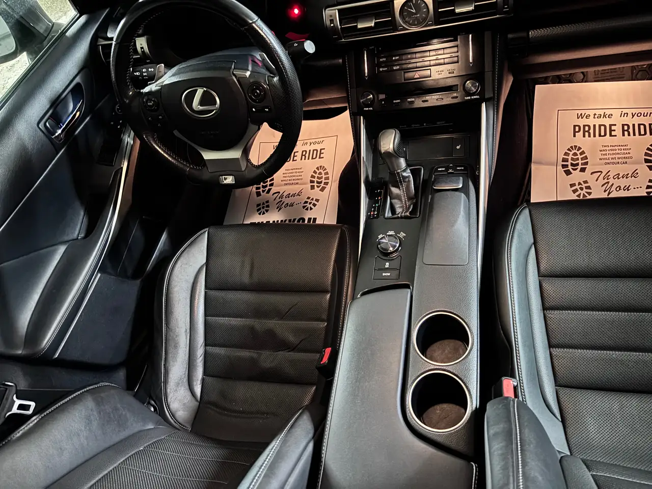 Lexus IS fotografie Lexus IS