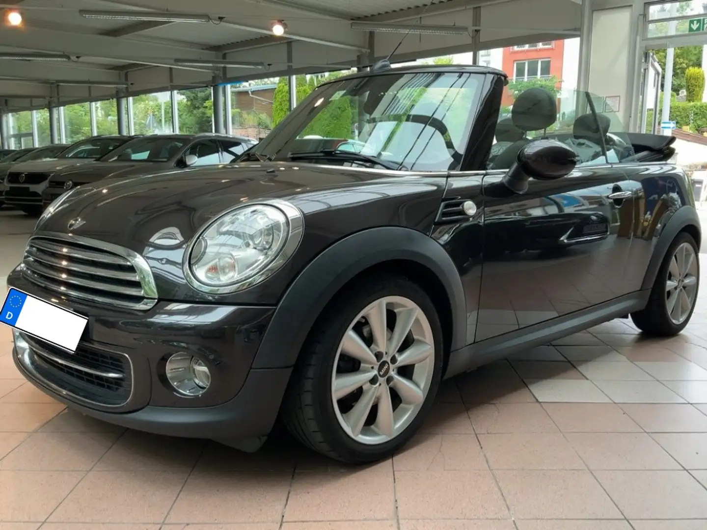 MINI Cooper Cabrio *Xenon*SHZG*Leder*NAVI*Bluetooth*Windschutz*u.v.m. Braun - 2