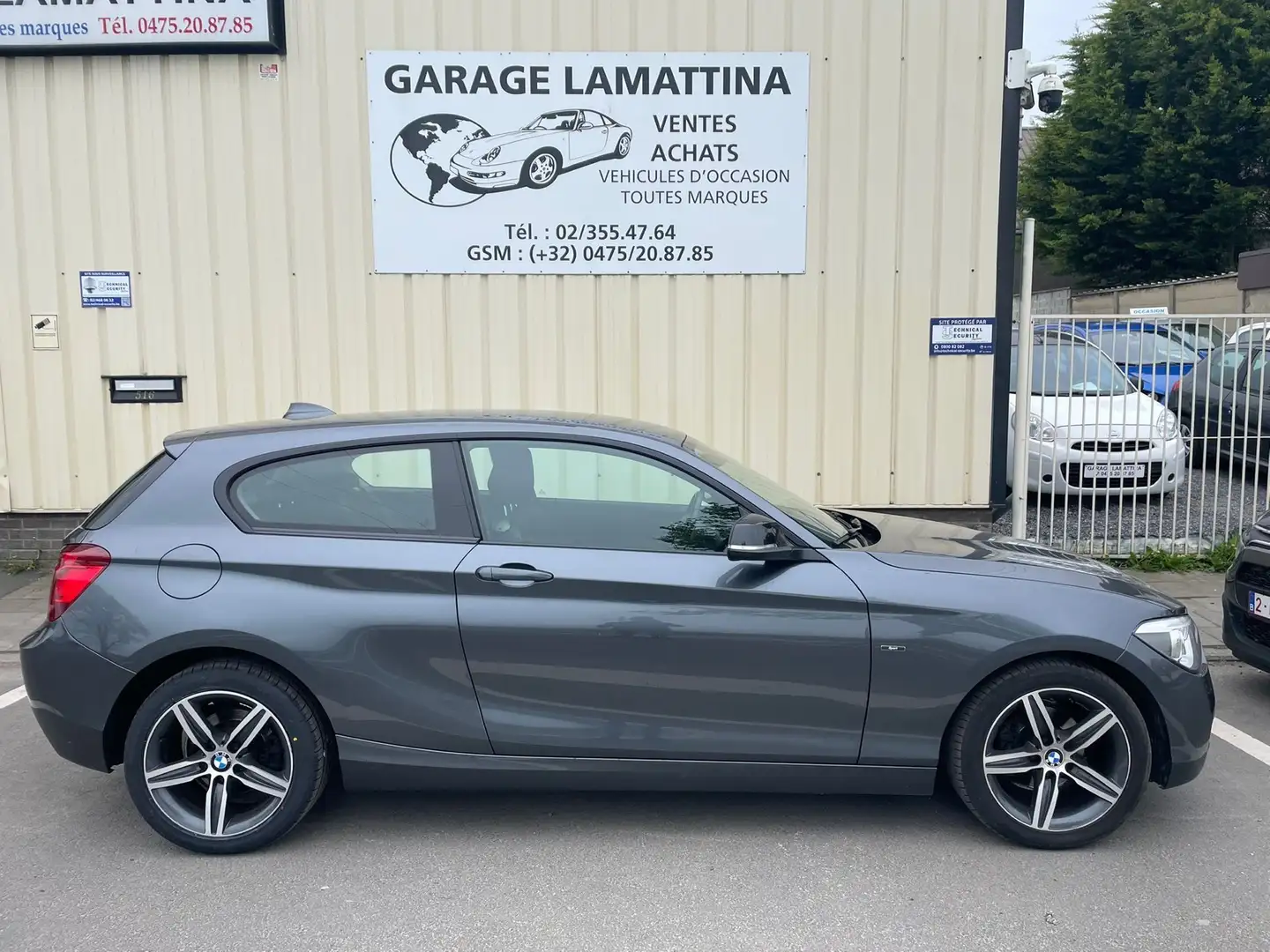 BMW 116 116i JOY Edition Grau - 1