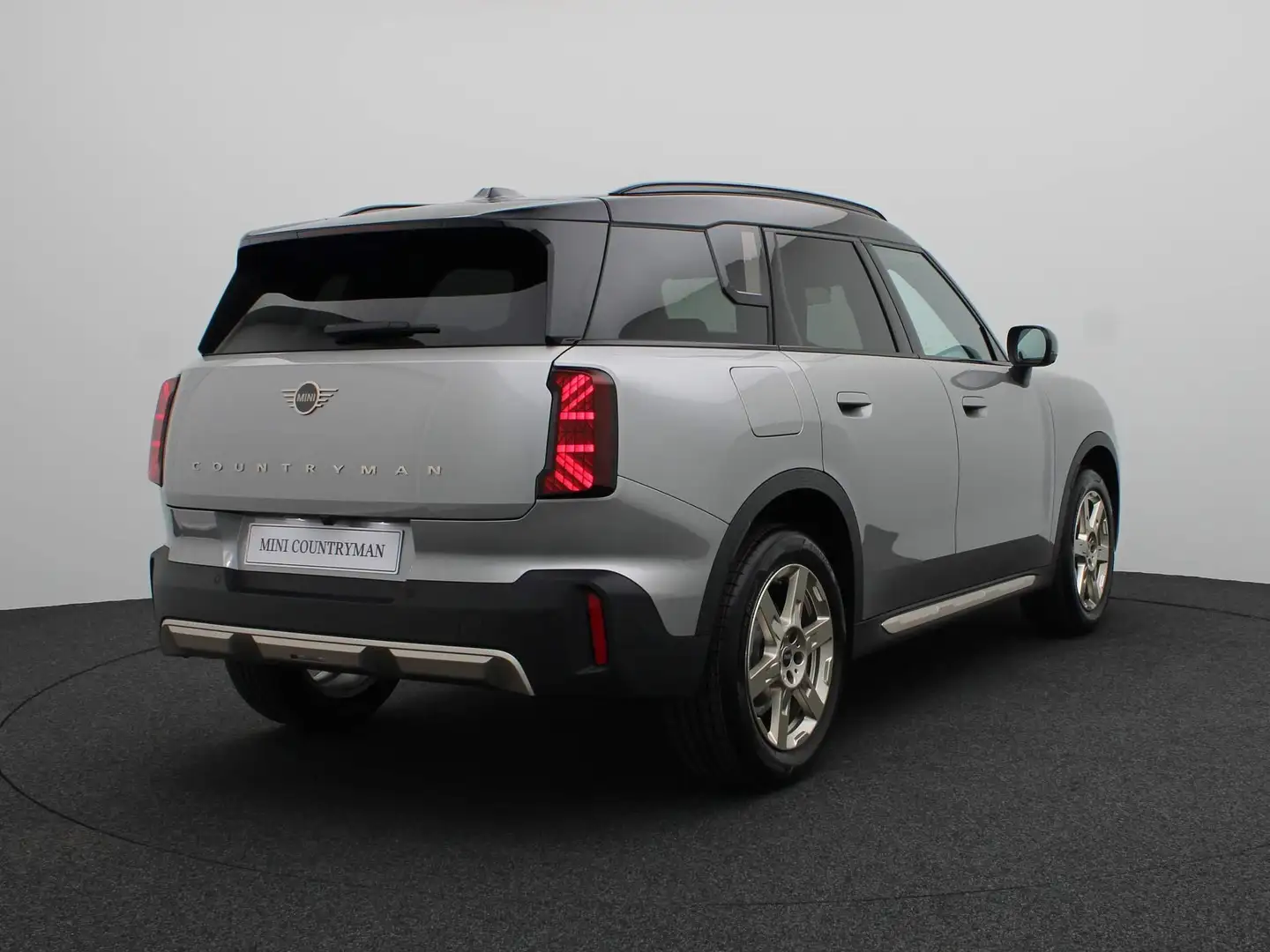 MINI Countryman C | Favoured Trim + Package L + Glazen panoramadak + - 2