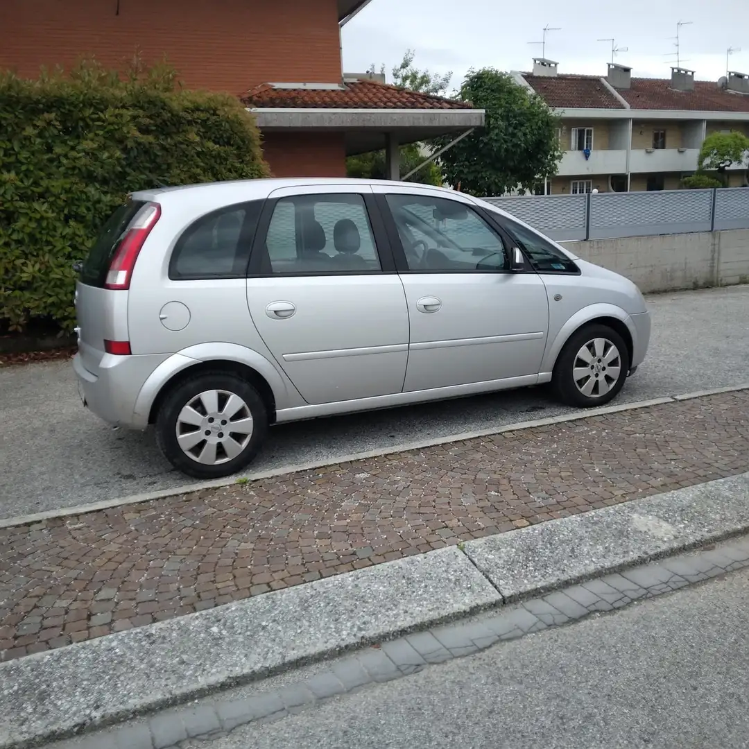 Opel Meriva 1.7 dti  Club - 2