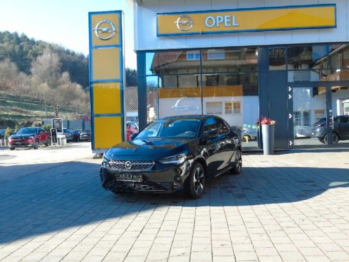 Opel Corsa F e Elegance Schwarz - 1