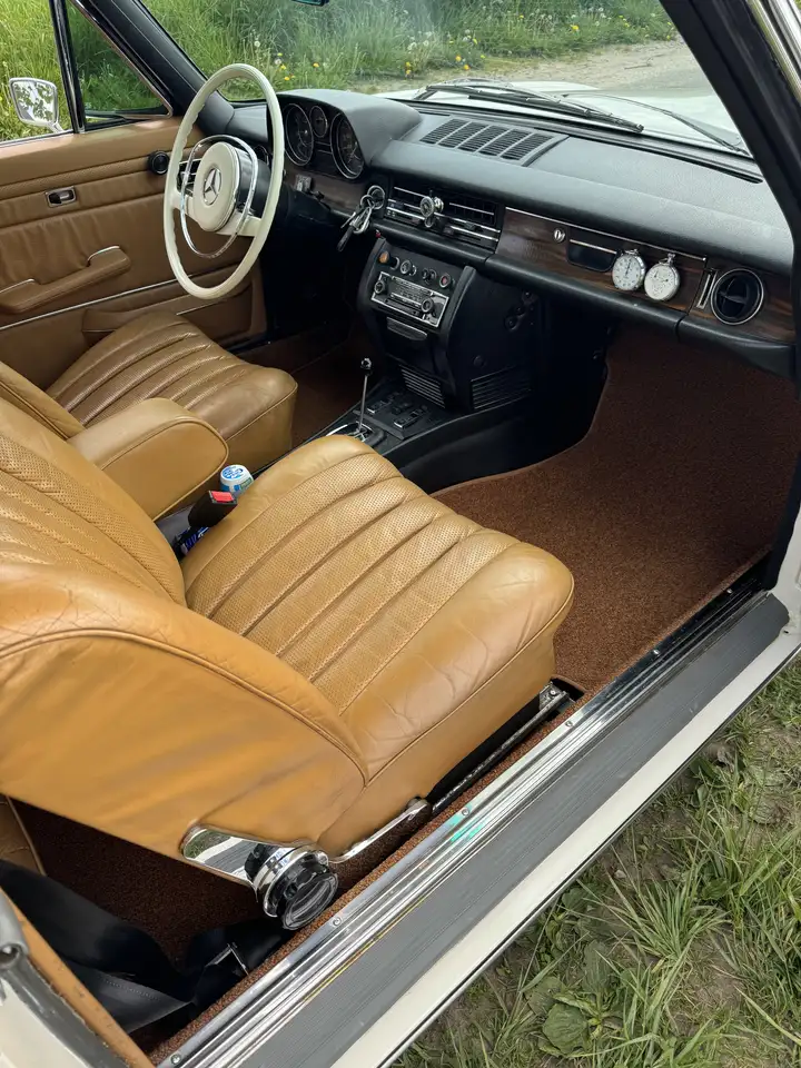 Mercedes-Benz C 250 W114 250 CE, foto 6