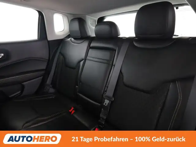 Jeep Compass view 14