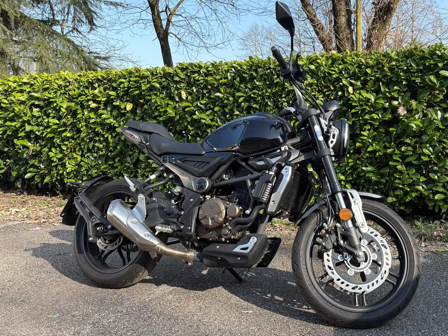 Voge 300AC 300AC Negro - 2