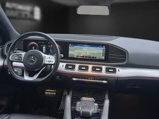 Mercedes-Benz Gle view 13