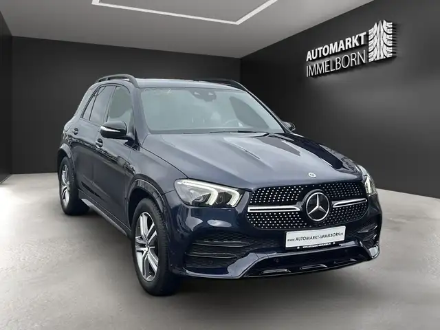 Mercedes-Benz Gle view 2