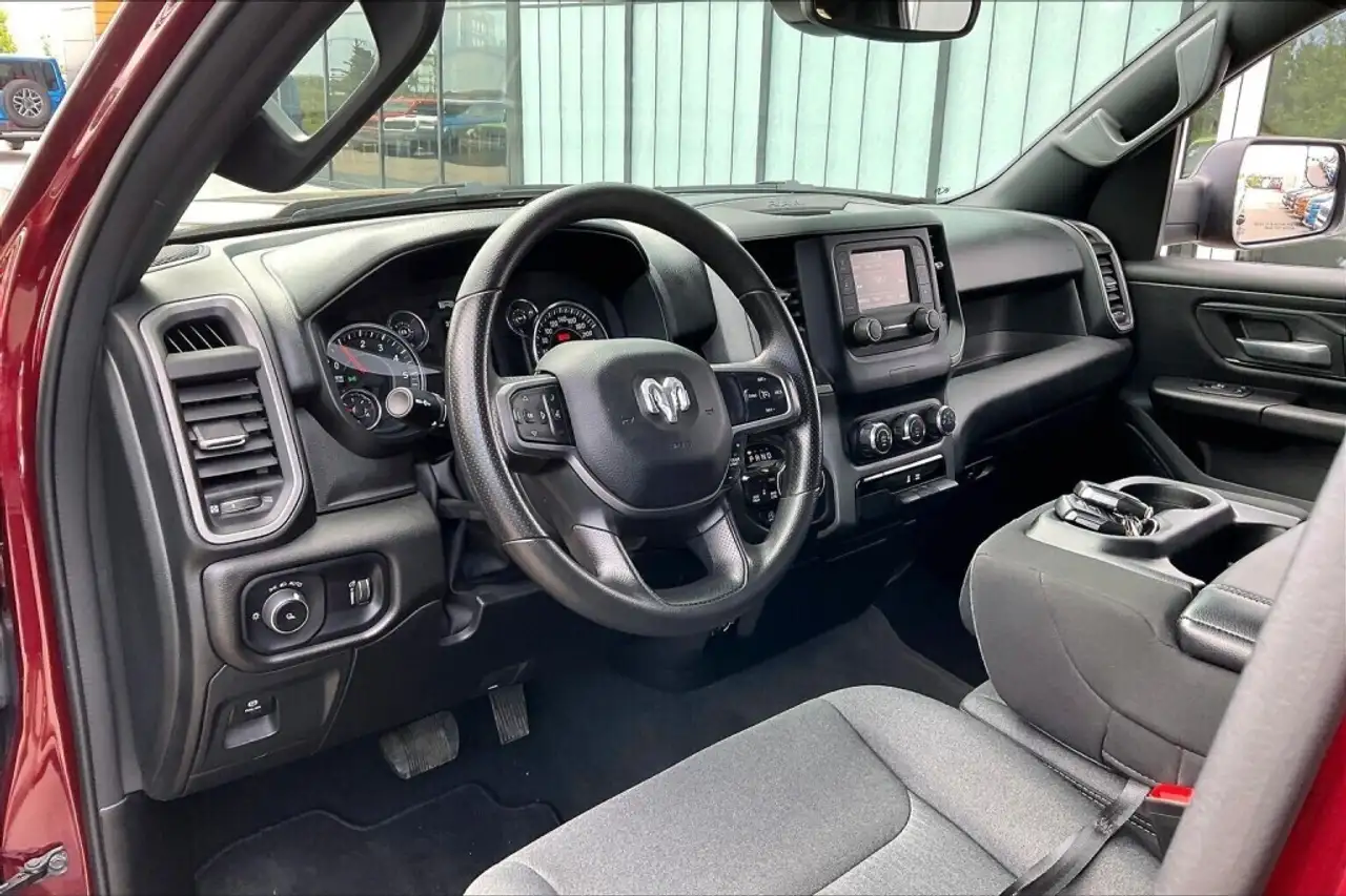 RAM 1500 снимка RAM 1500