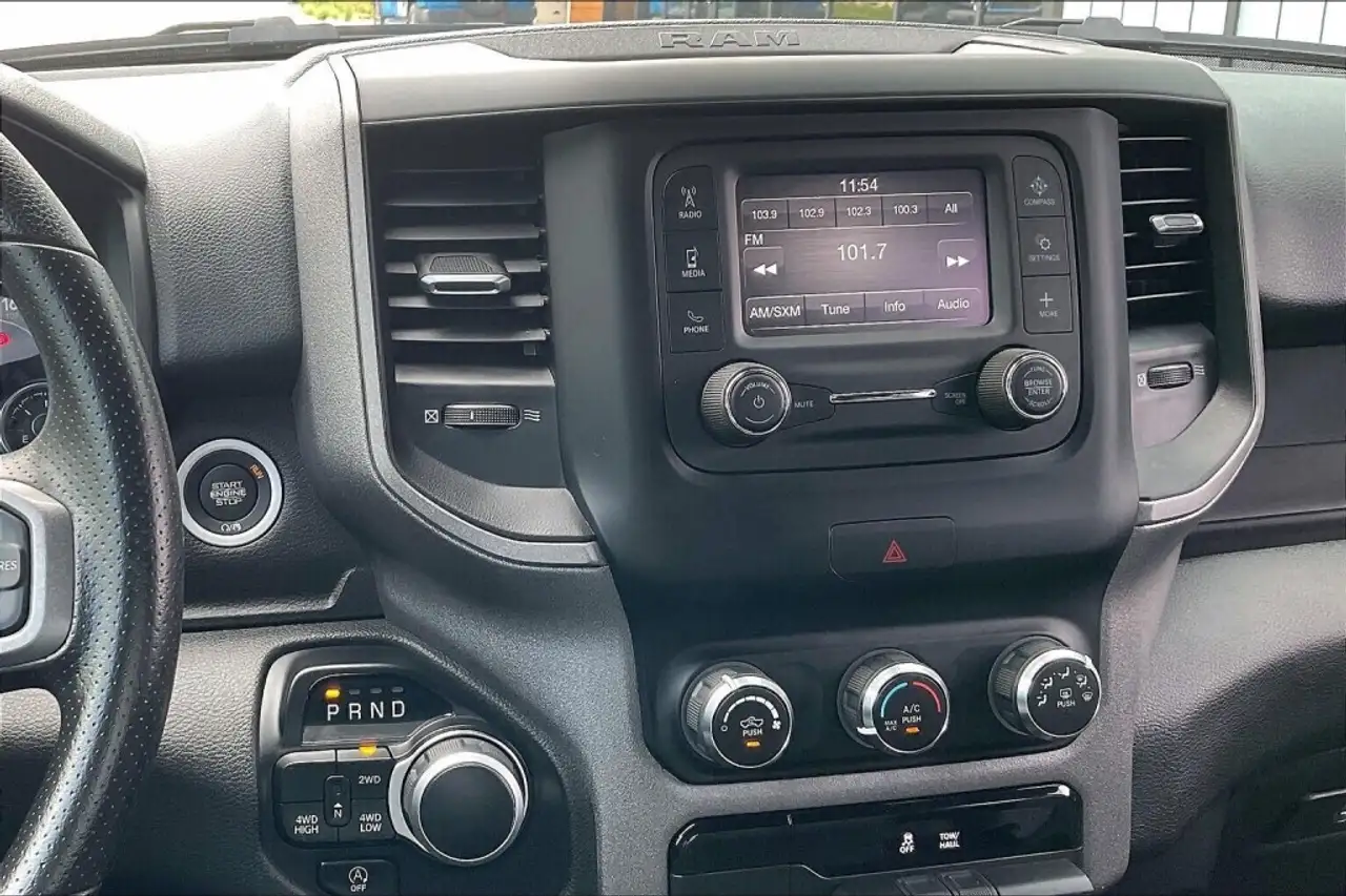 RAM 1500 снимка RAM 1500