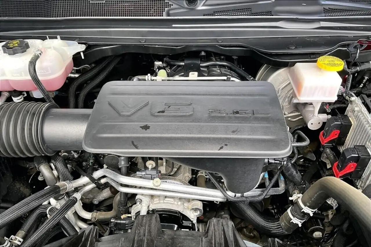 RAM 1500 снимка RAM 1500