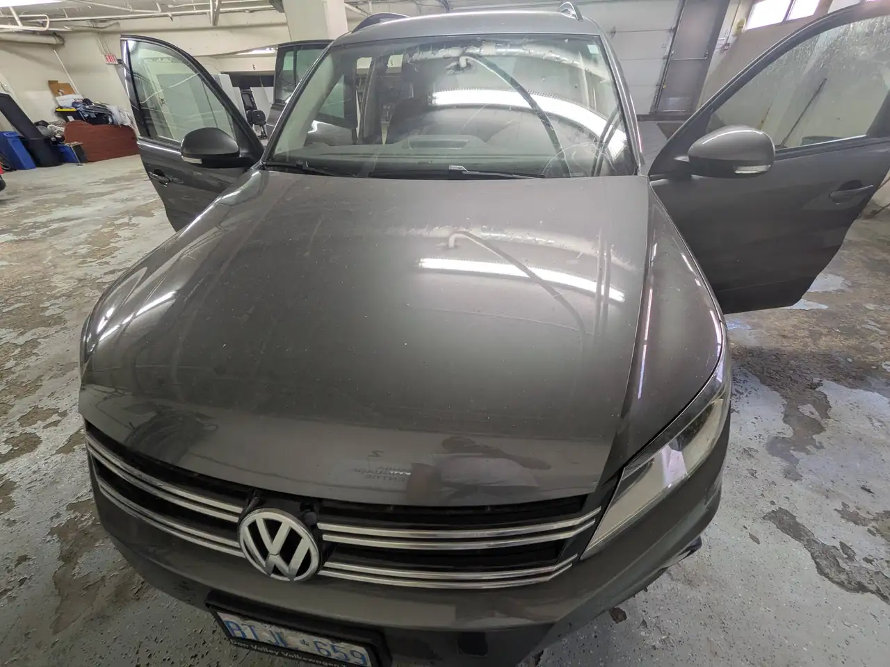Volkswagen Tiguan снимка Volkswagen Tiguan