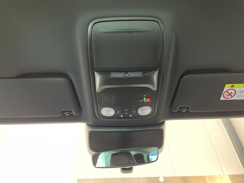 Skoda Karoq Sportline TSI 4x4 360°+19 Zoll+Navi+AHK+360°+AC... — photo 11