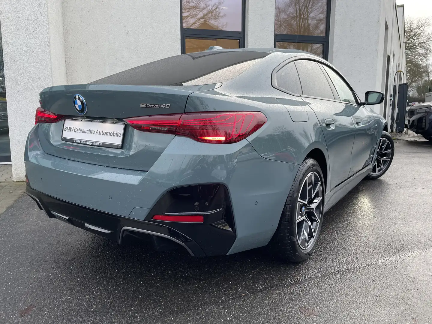 BMW i4 eDrive40 M Sport || AHK Glasdach DrivingAssProf Vert - 2